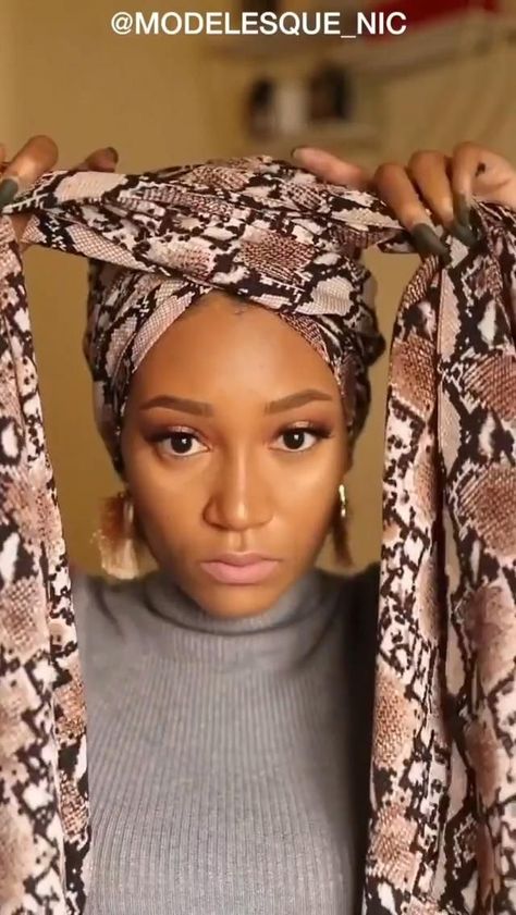 Headwrap Hairstyles, Wearing A Scarf, African Hair Wrap, Bag Tutorials, Hair Wrap Scarf, Head Wrap Styles, Hair Scarf Styles, Mode Turban, Knitting Aesthetic