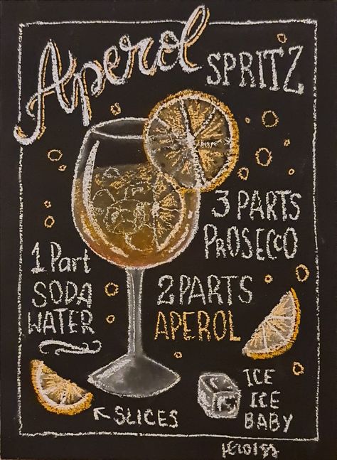 Chalkboard art Alcohol Chalkboard Art, Cocktail Chalkboard Art, Chalkboard Art Restaurant, Bar Chalkboard Ideas, Chalkboard Art Diy, Aperol Spritz Recipe, Bar Deco, Spritz Recipe, Restaurant Drinks