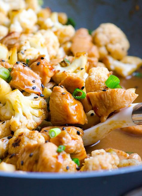 Chicken Cauliflower Stir Fry, Cauliflower Skillet, Honey Rice, Chicken And Cauliflower, Fmd Recipes, Minute Chicken, Metabolism Diet, Clean Eating Chicken, Chicken Cauliflower