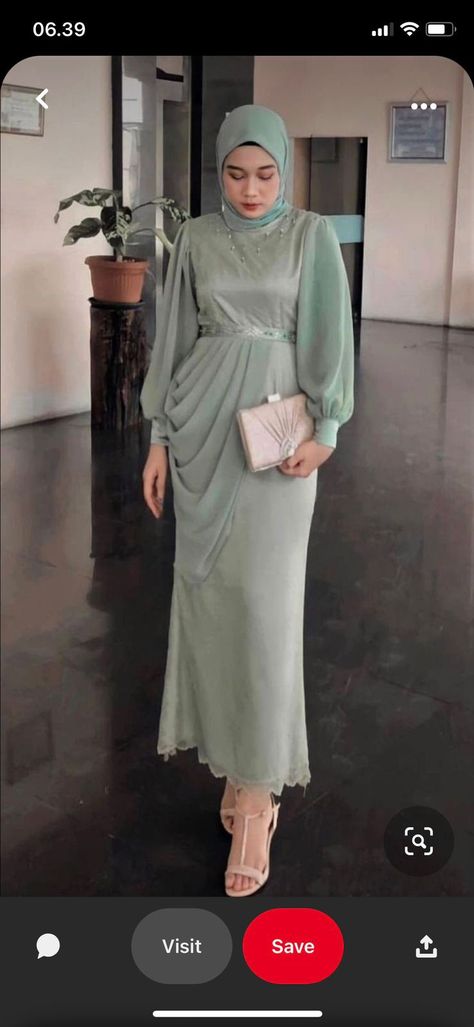 Inspirasi Gaun Bridesmaid Hijab Satin, Dress Braidsmaid Hijab, Gaun Bridesmaid Hijab Simple, Dress Duyung Hijab, Dress Perpisahan Sekolah, Inspirasi Bridesmaid Hijab, Bridesmaid Dresses Hijab Satin, Baju Bridesmaid Modern Hijab, Model Baju Bridesmaid Hijab