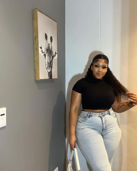 Outfits For Thick Black Women, December Fits, Detty December, Dope Fashion Outfits, Curvy Casual Outfits, Punk Style Outfits, Postpartum Body, Plus Size Baddie Outfits, Effortlessly Chic Outfits