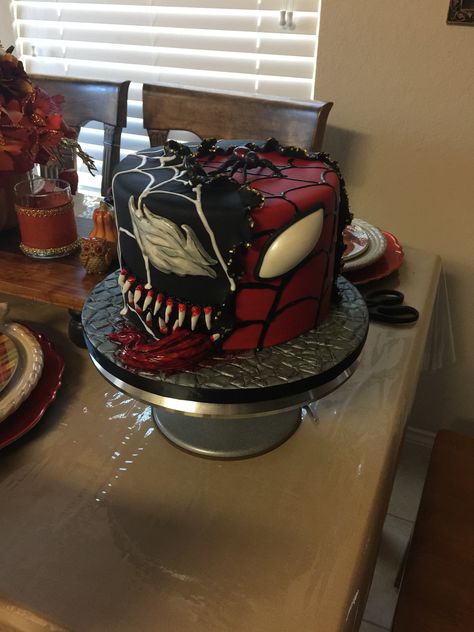 Marvel Cake For Men, Spiderman Cake Heart, Boy Cake Ideas Simple, Spiderman Cake Design, Spiderman Pasta, Cakes Spiderman, Birthday Cake Ideas For Kids, Birthday Cake Ideas For Men, Spiderman Birthday Party Food