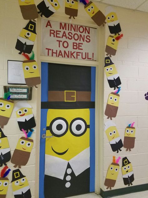 Thanksgiving Day Door Decorations, Door Decorating Thanksgiving, Thanksgiving Door Ideas For Preschool, Thanksgiving Door Preschool, Disney Thanksgiving Classroom Door, Thanksgiving Door Ideas For Classroom, Minion Thanksgiving, Minion Door Decorations, Engagement Committee