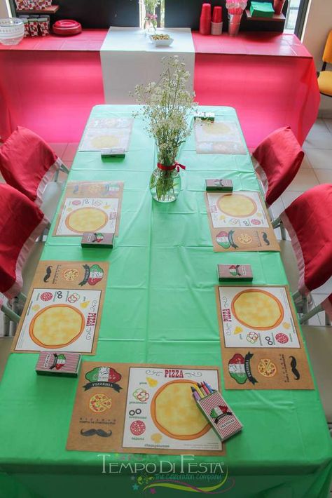 Pizza Party Table Setting, Pizza Birthday Party Ideas, Pizza Party Games, Birthday Party Ideas Themes, Pizza Valentine, Kids Pizza Party, Party Ideas Themes, Pizza Birthday Party, Pizza Party Birthday