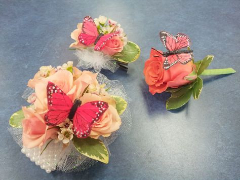 Butterfly Corsage, Cinderella Butterfly, Prom Corsage, Corsage Prom, Heart Flutter, Event Flowers, Laurel Wreath, Butterfly Decorations, Boutonniere