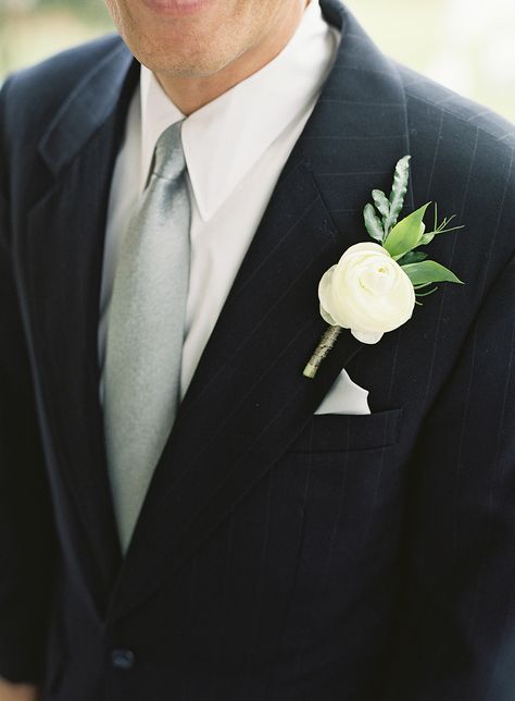 boutonniere Boutineer Wedding, Organizing Events, Ranunculus Wedding Bouquet, Virgil Bunao, Ranunculus Boutonniere, Buttonhole Flowers, Rustic Boutonniere, Groomsmen Boutonniere, White Ranunculus