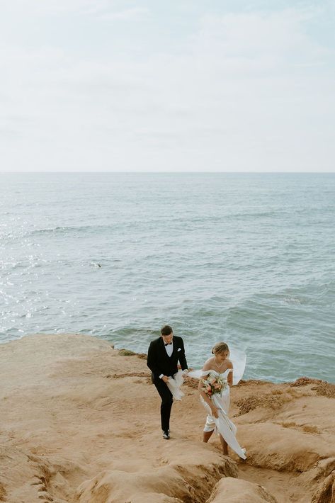 Sunset Cliffs Wedding Photos // Tanner and Sarah chose the breathtaking Sunset Cliffs in San Diego for their micro-wedding, surrounded by their dearest friends and family. Their attention to detail was spot on – a coastal picnic with charcuterie and drinks awaited their guests near the ceremony site. See more micro wedding locations, elopement destinations, details shots wedding, and spring wedding ideas. See more wedding couples photos or destination elopements at sheenaoliveraphotography.com Details Shots Wedding, Cliff Wedding Ceremony, Coastal Picnic, Sunset Cliffs Wedding, Wedding Pictures Beach, Sunset Cliffs San Diego, Shots Wedding, Cliff Wedding, Spring Wedding Ideas