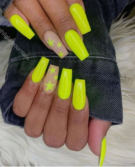 Neon Nails Yellow, Neon Yellow Nails, Neon Green Nails, August Nails, Nails Yellow, Glamour Nails, Coffin Shape Nails, Neon Nails, Yellow Nails