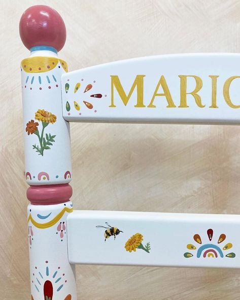 Pierrot Chairs (@pierrotchairs) • Instagram photos and videos Painted Kids Chairs, Tiny Humans, Kids Chairs, Painted Furniture, Folk Art, Hand Painted, Instagram Photos, Furniture, Instagram