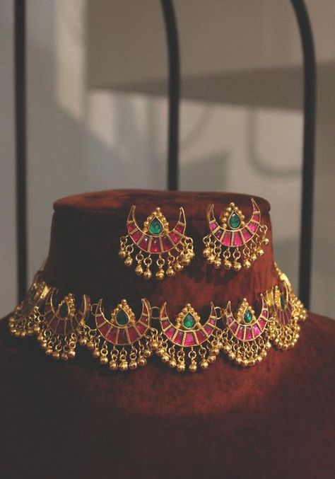 Indian Choker Necklace Set, Bridal Indian, Indian Choker, Indian Choker Necklace, Gold Necklace Indian Bridal Jewelry, Antique Jewelry Indian, Indian Jewelry Sets, Moon Studs, Choker Necklace Set