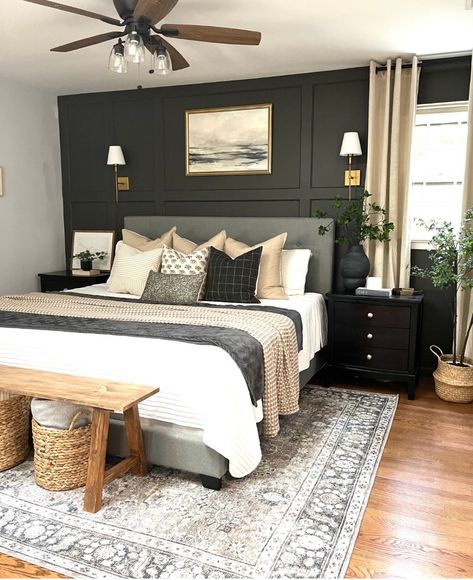 Black Accent Walls, Creative Bedroom, Accent Wall Bedroom, Master Bedrooms Decor, Remodel Bedroom, Bedroom Aesthetic, Bed Room, My New Room, Cozy Bedroom