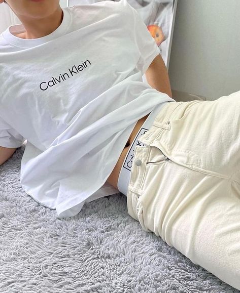 Calvin Klein Men Outfits, Calvin Klein Aesthetic, Calvin Klein Outfits, Outfit Inspiration Women, Mens Outfit Inspiration, Model Aesthetic, Stylish Mens Outfits, Calvin Klein Men, Types Of Fashion Styles