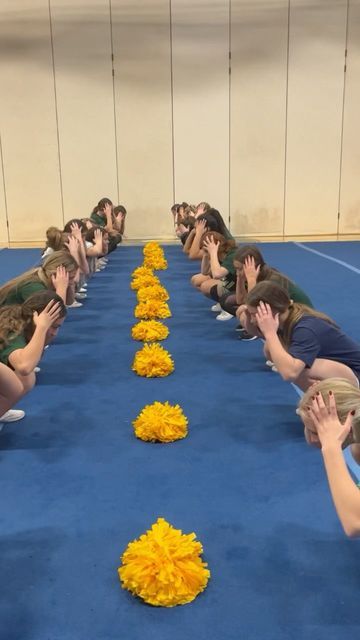 Cheer Get To Know You Games, Team Building Cheerleading, Fun Games For Cheer Practice, Cheerleading Team Building Activities, Cheerleading Games Team Building, Cheer Team Building Games, Cheer Team Activities, Cheerleading Team Bonding Activities, Team Bonding Games Cheerleading