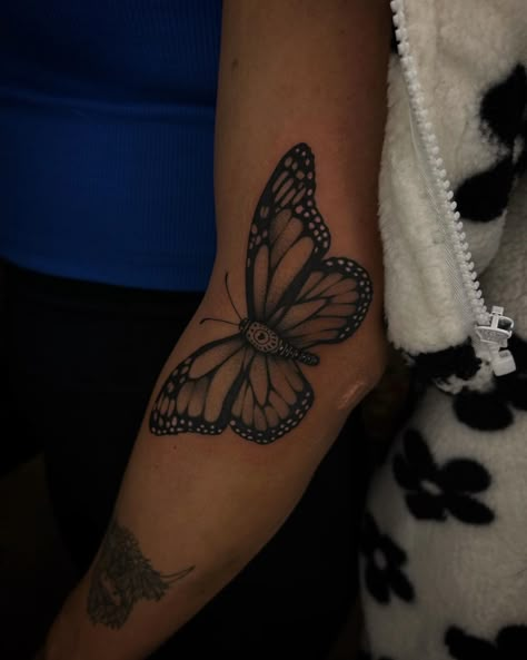 Butterfly tattoo placed on the elbow where when it opens and closes it looks like it’s flying Elbow Side Tattoo, Butterfly Tattoo Shading, Butterfly Tattoo Elbow Bend, Butterfly Tattoo In Bend Of Arm, Butterfly Tattoo Large, Butterfly Tattoo On Elbow Crease, Butterfly On Elbow Tattoo, Butterfly Elbow Tattoo Open Close, Butterfly Tattoo Elbow Crease