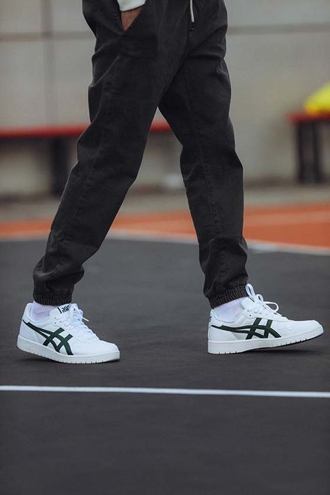 Asics Japan S Asics Jogger X81 Outfit, Asics Japan S, Asics Onitsuka, Japan Outfits, Branded Shoes, Onitsuka Tiger, Dundee, Healthy Body, Shoe Brands