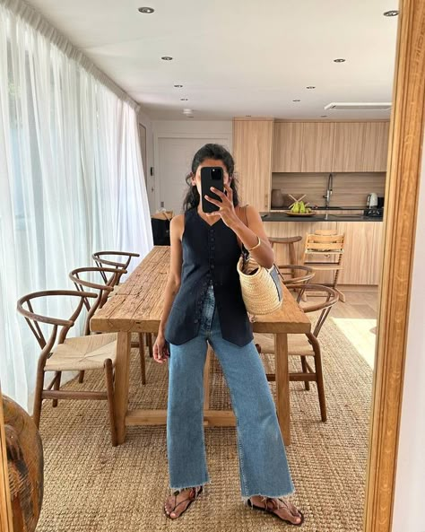 Wide Leg Jean Summer Outfit, Summer Outfits With Vest, End Of Summer Style, Late Summer Fashion, Summer Fashion 2024 Trends Casual, Casual Summer Outfit Inspo 2024, Summer Womens Outfits, Relaxed Chic Style, Linen Vest Outfit