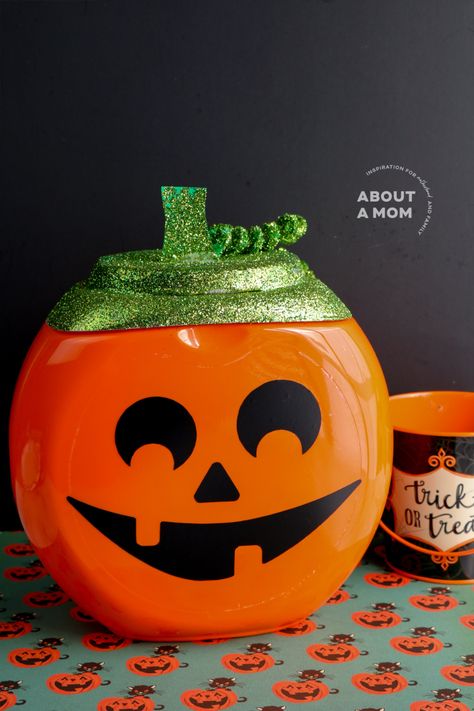 Gain Pods Container Crafts, Halloween Jokes For Kids, Pumpkin Craft For Kids, Tide Pods Container, Funny Halloween Jokes, Halloween Humor, Halloween Jokes, Pumpkin Craft, Hallowen Ideas