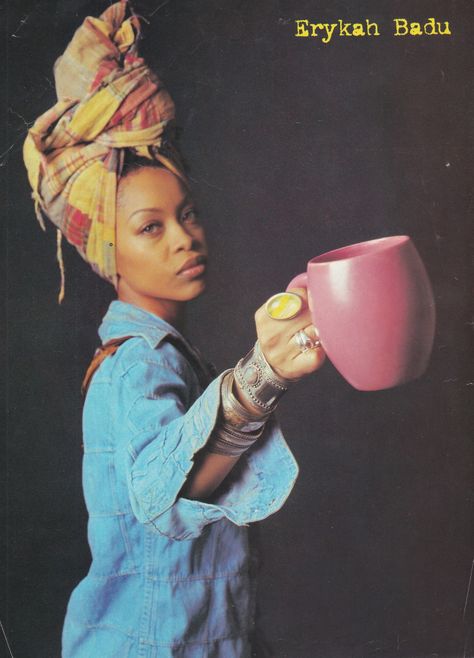 Erykah Badu 90s Erykah Badu, Erykah Badu Baduizm, Afro Soul Aesthetic, Erykah Badu Collage, Erykah Badu Fashion, Erica Badu Aesthetic, Erykah Badu Art, Erykah Badu Outfits, 90s Hippie Aesthetic