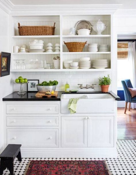 Open Shelving Ideas For Your Kitchen - Classic Casual Home Open Kitchen Cabinets, Cottage Kitchen Design, Small Cottage Kitchen, Small House Decorating, Shelving Ideas, Open Kitchen Shelves, Tiny House Kitchen, Cottage Kitchens, Kitchen Farmhouse