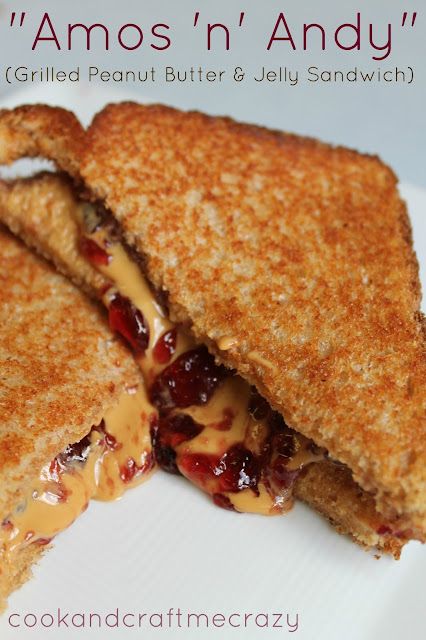 Peanut Butter Jelly Sandwich, Pb And J, Peanut Butter Jelly, Delicious Snacks Recipes, Vegan Foods, Sweet Savory, Different Recipes, Grown Up, Food Cravings