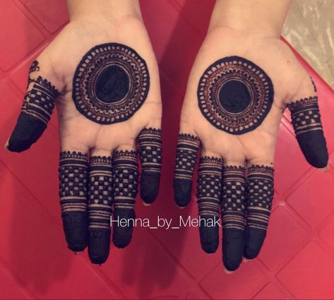 Nikkah Mehndi, Mehndi Designs Bridal Hands, Simple Henna Tattoo, Latest Henna Designs, Mehndi Designs For Kids, Simple Mehndi Designs Fingers, Very Simple Mehndi Designs, Henna Tattoo Designs Simple, Mehndi Designs Front Hand