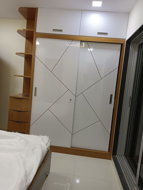 T Patti Wardrobe Door Design, T Patti, Almirah Design, Cupboard Colors, Wardrobe Laminate Design, 3 Door Sliding Wardrobe, Sliding Door Wardrobe Designs, Wooden Wardrobe Design, Wardrobe Design Modern