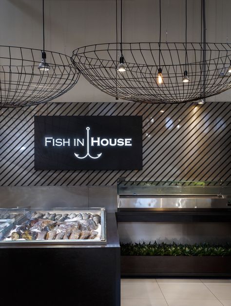 Fish in House on Behance Food Counter, Seafood Shop, Fish Shop, Fish And Chip Shop, Grocery Store Design, Supermarket Design, Seafood Market, Fish House, Shop House Ideas