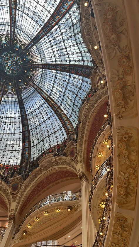 Galerie Lafayette Paris, Lafayette Paris, La Fayette, Only Aesthetic, French Aesthetic, Romantic Paris, Paris Pictures, Paris Aesthetic, Living In Paris