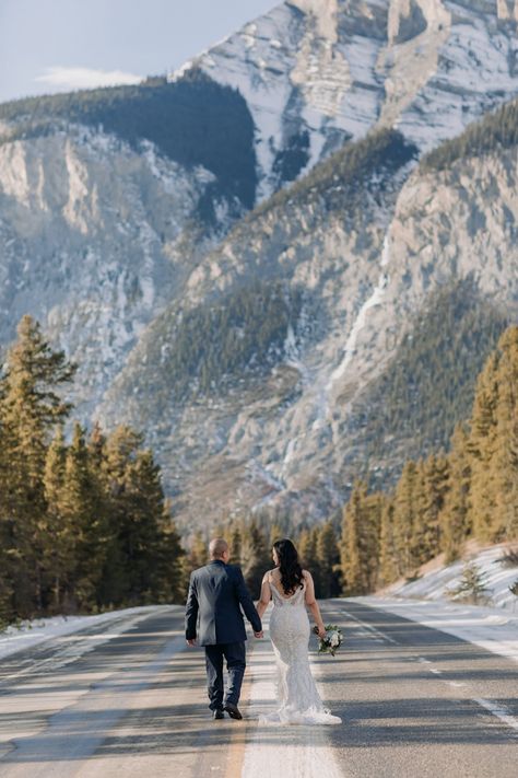 Banff Elopement Fall, Banff Town, Lake Louise Winter, Banff Winter, Lake Wedding Photos, Banff Elopement, Alaska Winter, Winter Onederland Party, Bride Groom Photos