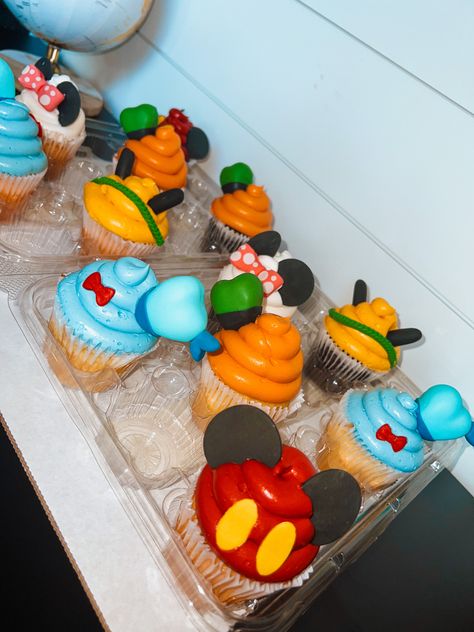 Mickey Mouse Clubhouse Dessert Table, 2nd Birthday Cupcakes, Mickey Mouse First Birthday, Mickey Mouse Clubhouse Birthday Party, Future Son, Mickey Mouse Clubhouse Birthday, Carnival Birthday, Mickey Mouse Clubhouse, Birthday Cupcakes