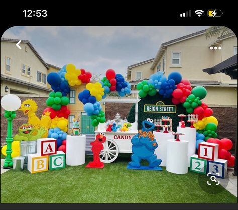 Seaseme Street Birthday Party, Sesame Street Birthday Party Ideas Boy, Elmo Birthday Party Boy, Elmo First Birthday, Baby Birthday Party Theme, 2nd Birthday Party For Boys, Elmo Birthday Party, Boys 1st Birthday Party Ideas, Baby Boy 1st Birthday Party