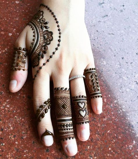 Henna trial for Beautiful Ananya ❤  Excellence is not a skill, it’s an attitude. - Ralph Marston  #mehndi_by_hayat Mehedi Degins, Beautiful Simple Mehndi Design, Heena Design, Henna Hand, मेहंदी डिजाइन, Eid Mehndi Designs, Easy Mehndi, Beautiful Henna, Beginner Henna Designs