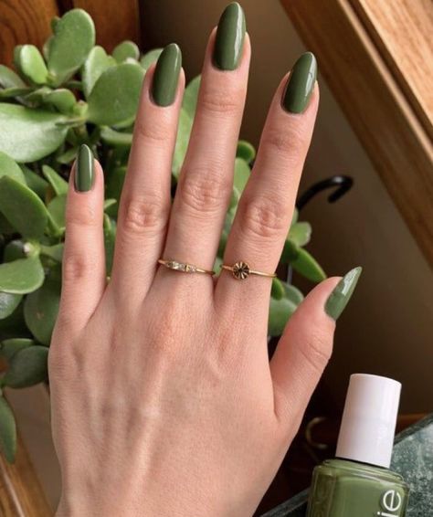 Nails 23, Unghie Sfumate, Nails Yellow, Green Nail Polish, Green Nail, Minimal Nails, Nail Jewelry, Dream Nails, Fire Nails