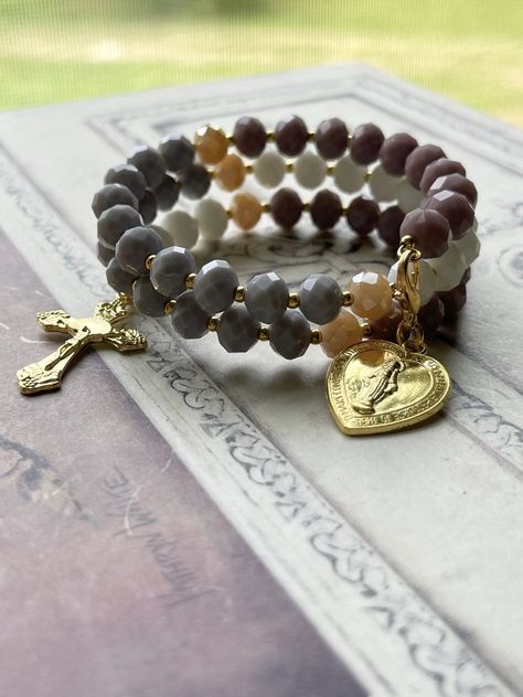 Beaded Rosary, Rainbow Glass, Rosary Bracelet, Pretty Bracelets, Grey Glass, Memory Wire, Mother Mary, Purple Gold, Spacer Beads