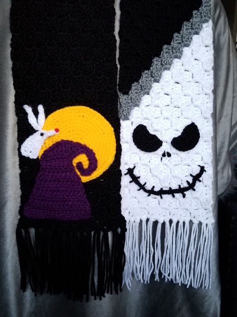 Theres no pattern for this scarf. I freestyled it myself. C2C stitch on the scarf. All pieces were sewn onto the scarf one piece at a time Nightmare Before Christmas Crochet Scarf Pattern, Nightmare Before Christmas Crochet Scarf, Jack Skellington Scarf Crochet Pattern, Corner To Corner Crochet Scarf, Crochet C2c Scarf, Crochet Nightmare Before Christmas, Crochet Christmas Scarf, C2c Scarf, Disney Scarf