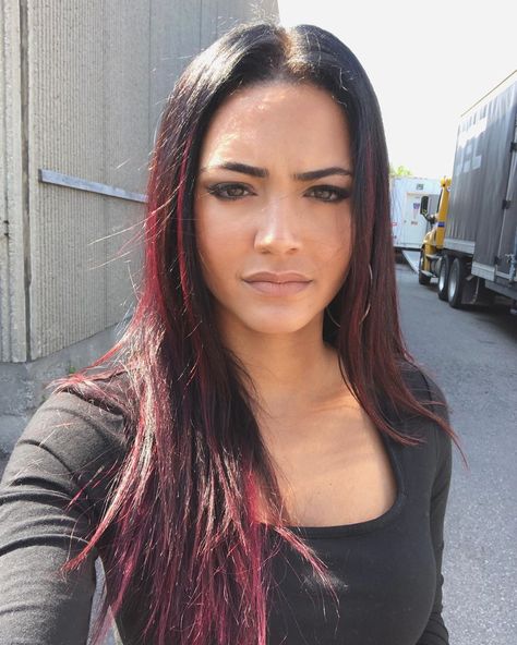 Tristen Mays, Tristin Mays Instagram, Selena Gomez Eyes, Tristan Mays, Tristin Mays, Twilight Story, Angus Macgyver, Uber Eats, Long Straight Hair