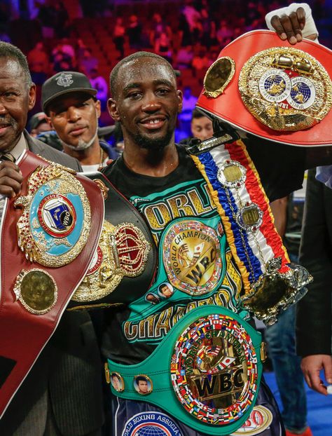 Terence Crawford Boxing Belts, Naoya Inoue, Terence Crawford, Boxing Drills, Boxing Images, Legendary Pictures, Boxing Posters, Boxing History, Boxing Champions