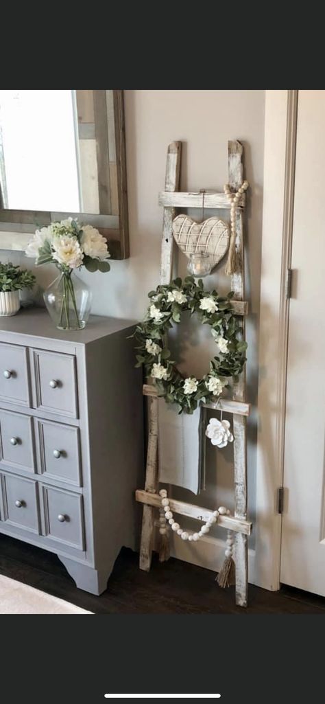 Shabby Chic Ladder Ideas, Ladder With Baskets Decor, Valentine Ladder Decor, Decorated Ladders Ideas, Decorating Ladders Ideas, Wood Crate Decor Ideas, Ladders For Decoration Farmhouse Decor, Fall Blanket Ladder Decor, Ladder On Wall Decor