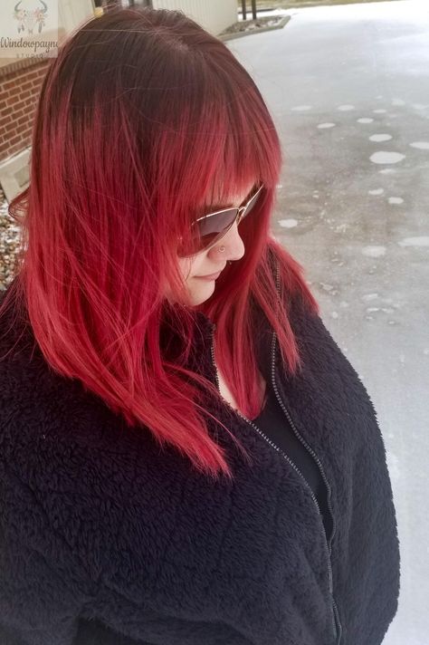 Bright red hair with dark root smudge Red Hair Black Roots, Red Hair With Black Roots, Dark Root Smudge, Red Hair With Dark Roots, Red Hair Dark Roots, Black Roots Red Hair, Red Hair Dark, Ruby Red Hair, Hair Dark Roots