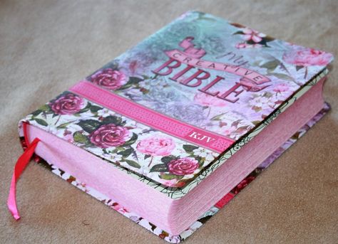 KJV My Creative Bible Review My Creative Bible Kjv, Kjv Womens Bible Study, My Creative Bible, Kjv Study Bible, Scripture Illustration, Pink Bible, Bible Kjv, Christian Art Gifts, Creative Bible