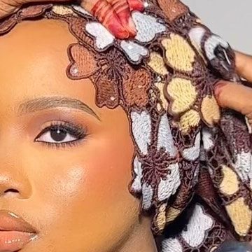 Abuja Makeup Artist 🇳🇬 on Instagram: "Another way you can tie your lace fabric🤎🤎🤎 like and follow more tutorials Makeup and headscarf @ayushbeauty #ayushbeauty #turban #scarftutorial #beautyinfluencer #abujamakeupartist #makeupartistjnabuja #contentcreator #browngirlmakeup #lattemakeup #makeuptrends" Brown Girls Makeup, Scarf Tutorial, Beauty Influencer, Makeup Trends, Head Scarf, Lace Fabric, Makeup Artist, Lace, Makeup