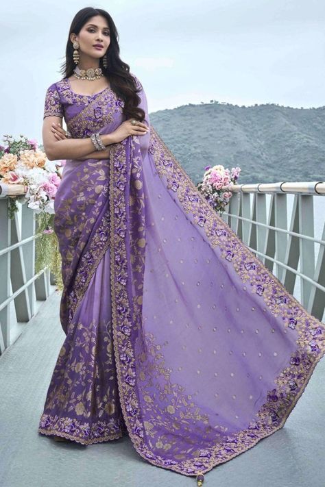 Ombre Purple Embroidered Viscose Silk Designer Saree Elegant Saree Party Wear, Purple Wedding Saree, Ombre Dress Indian, Lavender Sarees, Drapping Saree, Purple Sari, Saree Aesthetic, Saris Indian, Indian Eyes