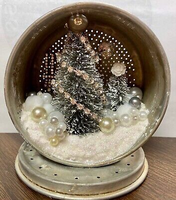 Antique Percolator Basket Christmas Winter Vignette w/Bottlebrush Trees  | eBay Christmas craft ideas #christmascraftideas Christmas craft idea #christmascraftidea #christmas #craft #idea merry christmas #merrychristmas 10.183 Stand Glitter, Altered Clocks, Christmas Centerpieces Cheap, Repurposed Crafts, Tin Crafts, Bottlebrush Trees, Basket Christmas, Christmas Diorama, Vintage Christmas Crafts