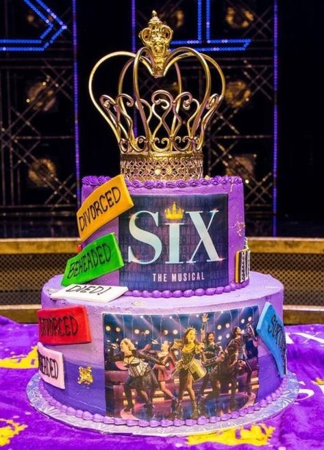 Six The Musical Birthday Cake, Six The Musical Themed Party, Six The Musical Cake, Six The Musical Party, Tudor Wallpaper, Musicals Theatre, Theatre Cake, Theatre Humor, Musicals Funny