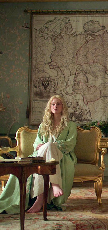 Catherine The Great Elle Fanning, Elle Fanning The Great, The Great Elle Fanning, Elle Fanning Hair, Catherine The Great, Elle Fanning, Lounge Wear, Lounge, Celebrities