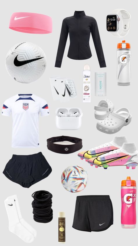 soccer girl!! #sports #soccer #preppy Soccer Outfit Ideas, Winter Soccer Outfits, Girls Soccer Outfit, What’s In My Soccer Bag, Soccer Outfits Aesthetic, Soccer Fits Aesthetic, Soccer Fits Women, Preppy Soccer Outfits, Girl Soccer Outfits