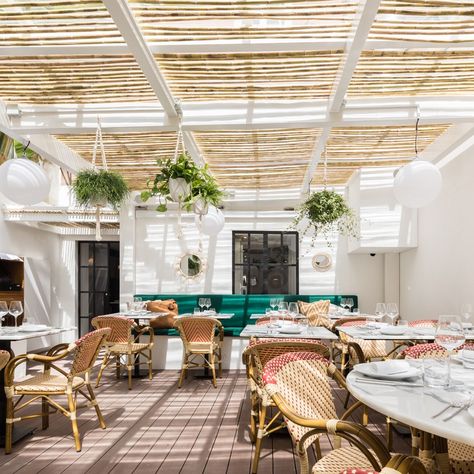 11 of the best restaurants in Lisbon to try | CN Traveller Lisbon Restaurants, Bars In Lisbon, Lisbon Portugal Restaurant, Best Restaurants In Lisbon, Restaurants Lisbon, Best Lisbon Restaurants, Best Restaurants In Lagos Portugal, Lisbon Restaurants With A View, Lisbon Restaurant