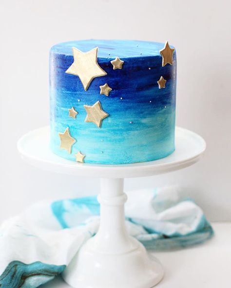 Starry sky cake Sky Cake, Confectionary Art, Boys First Birthday Cake, Blue Birthday Cakes, Galaxy Party, Galaxy Cake, Smash Cake Boy, Blue Cakes, Birthday Cake Ideas