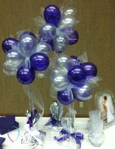 Balloon Topiary, Topiary Centerpieces, Balloon Gifts, Beautiful Wedding Centerpiece, Hall Decoration, Wedding Balloon Decorations, Balloon Arrangements, Large Balloons, Balloon Sculptures