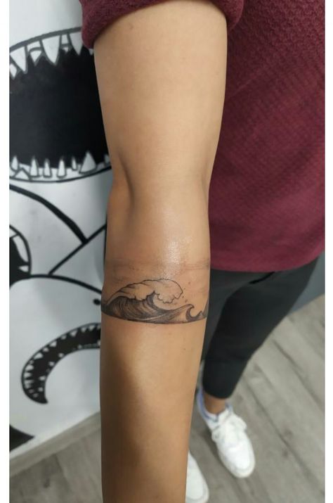 Pattern Band Tattoo, Mountain Wave Tattoo, Arm Cuff Tattoo, Japanese Wave Tattoos, Cuff Tattoo, Wave Tattoo, Turtle Tattoo, Japanese Waves, Stick And Poke